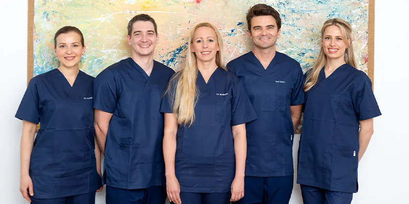 Das Team der Praxisklinik Schillerstrasse in Frankfurt